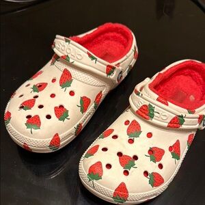 Crocs women's size 8Strawberry Clogs - White and Red